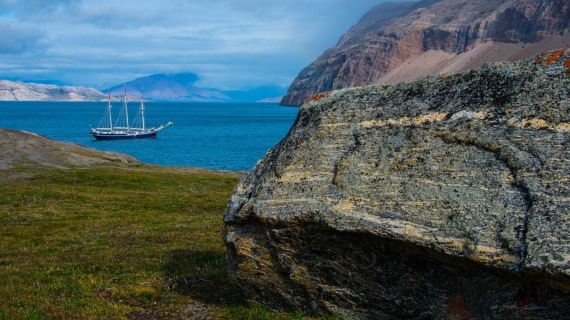 S/V Rembrandt van rijn, ella island,greenland 8/2017