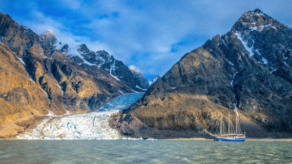 S/V Rembrandt van Rijn, alpefjord, greenland 8/2017