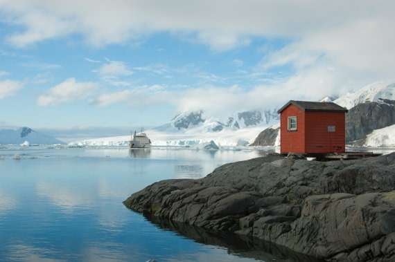 Ship & Shack at Paradise Harbor