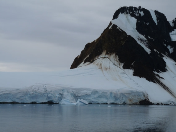 Glaciers of Lemaire Channel