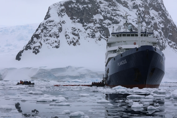 Zodiac approaching Ship