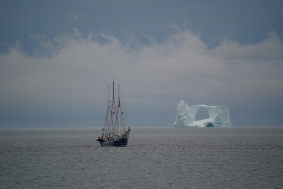 Rembrandt vs Iceberg