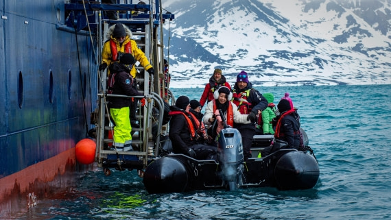 PLA02-24, Day 3,  PAZ_4485 © Alexander Romanovskiy - Oceanwide Expeditions.jpg