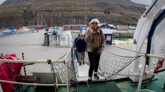 PLA05-24, Day 1, PAZ_5982 © Alexander Romanovskiy - Oceanwide Expeditions.jpg