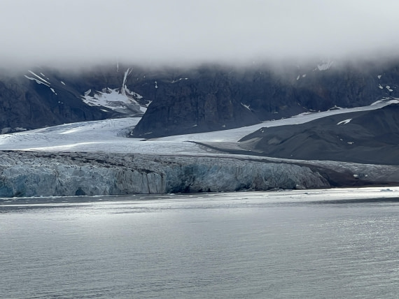 HDS08-24, Day 2, IMG_8122 2 © Unknown photographer - Oceanwide Expeditions.JPG