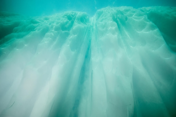 Scuba_Greenland-2017_Ice Wall © Jim van Gogh - Oceanwide Expeditions.jpg