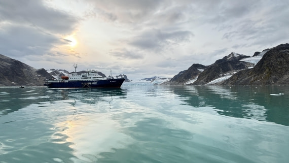 PLA11-24, Day 2, 4475_© Ursula Tscherter © Ursula Tscherter - Oceanwide Expeditions.jpg