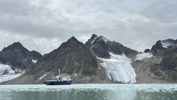 PLA11-24, Day 2, 4504_© Ursula Tscherter © Ursula Tscherter - Oceanwide Expeditions.jpg