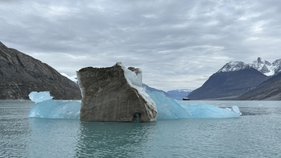 PLA11-24, Day 8,  IMG_E5302_© Ursula Tscherter © Ursula Tscherter - Oceanwide Expeditions.jpg