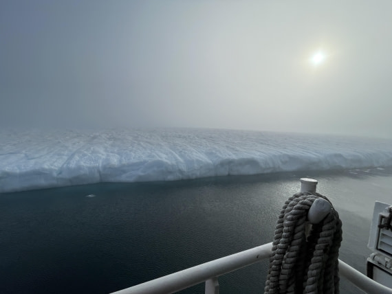 HDS12-24, Day 6,  IMG_5924~photo © Unknown photographer - Oceanwide Expeditions.JPG