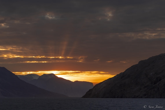 HDS12-24, Day 6,  Sunset_ © Sara Jenner - Oceanwide Expeditions.jpg