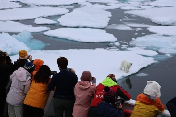 OTL11-24, Day 4,  Picture9 © Unknown photographer - Oceanwide Expeditions.jpg