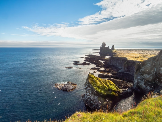Snaefellsjökull National Park © GettyImages-2167203815.jpg