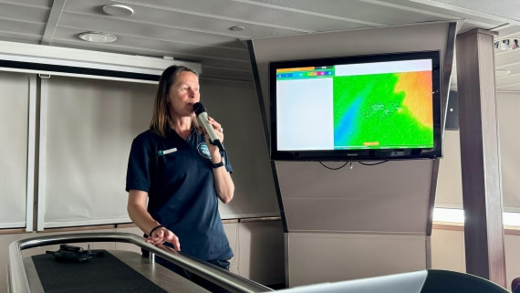 PLA20-24, Day 3, IMG_3532 2 © Unknown photographer - Oceanwide Expeditions.jpg