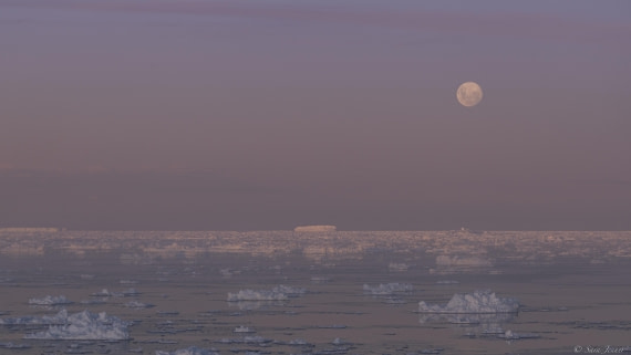 OTL22-24, Day 5, Sunset_ © Sara Jenner - Oceanwide Expeditions.jpg