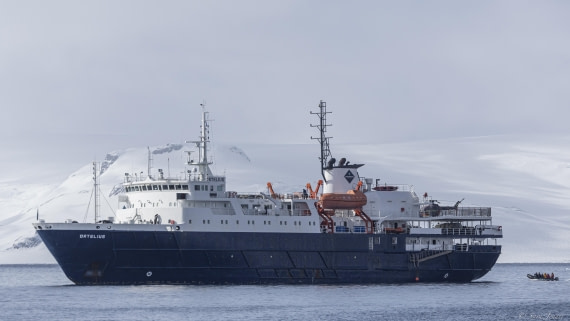 OTL22-24, Day 7, ortelius (3) © Sara Jenner - Oceanwide Expeditions.jpg