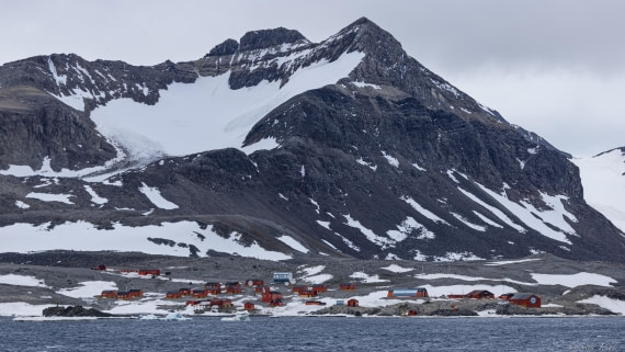 OTL23-24, Day 5, Espanza Base 1 © Sara Jenner - Oceanwide Expeditions.jpg