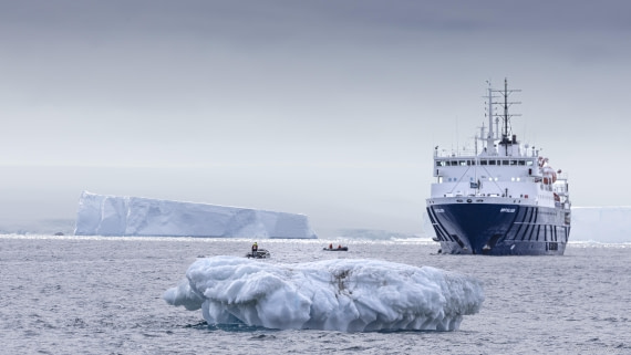 OTL23-24, Day 5, Ortelius © Sara Jenner - Oceanwide Expeditions.jpg