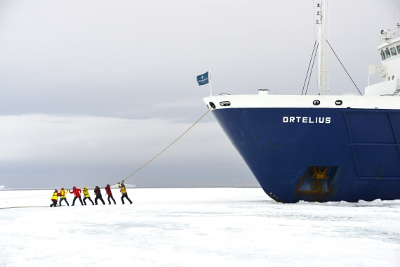 OTL23-24, Day 6, Gary-Guests pulling ship © Gary Miller - Oceanwide Expeditions.JPG