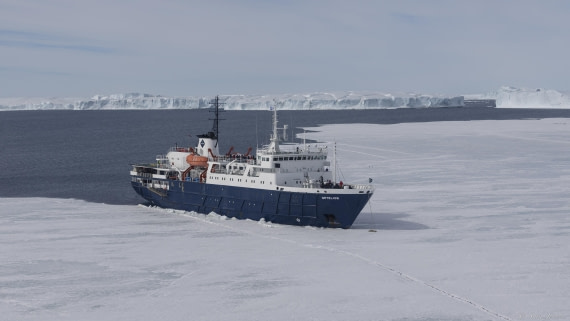 OTL23-24, Day 6, Ortelius (2) © Sara Jenner - Oceanwide Expeditions.jpg