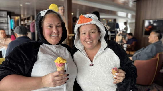 HDS23-24, Day 3, icecream © Meike Sjoer - Oceanwide Expeditions.jpg