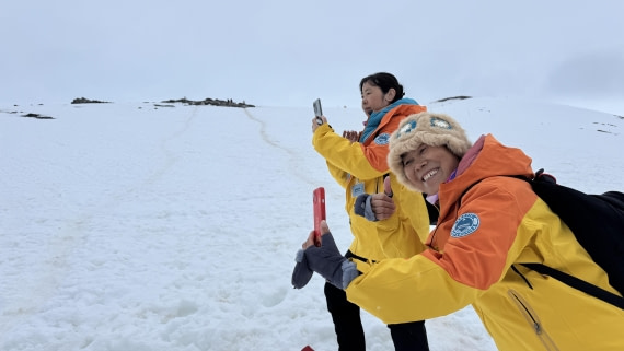 HDS23-24, Day 8, danco © Meike Sjoer - Oceanwide Expeditions.JPG
