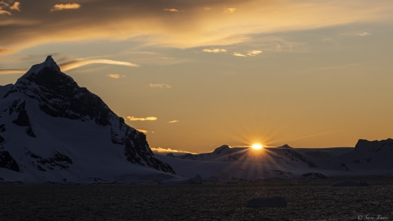 OTL24-24, Day 4, Sunset © Sara Jenner - Oceanwide Expeditions.jpg