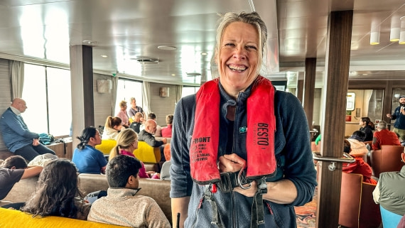 HDS24-24, Day 2, DEAD83D7-82C4-4841-AA68-5E4511A552DA © Unknown photographer - Oceanwide Expeditions.JPEG