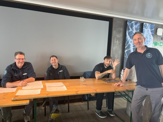 HDS24-24, Day 3, chaps sign up © Unknown photographer - Oceanwide Expeditions.jpeg