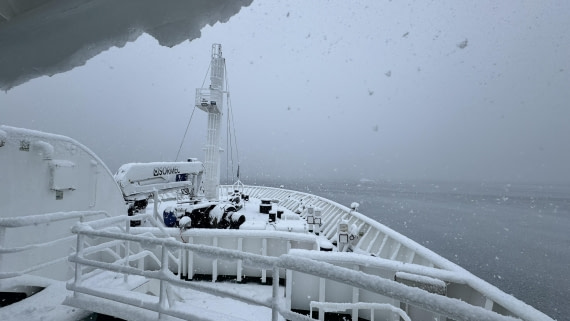 HDS24-24, Day 8, snowyouterdeckshondius-meike © Meike Sjoer - Oceanwide Expeditions.jpg