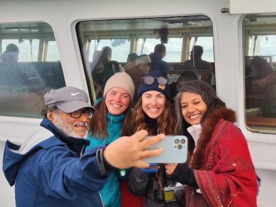 PLA24-24, Day 15, Guests 2 © Unknown photographer - Oceanwide Expeditions.jpg