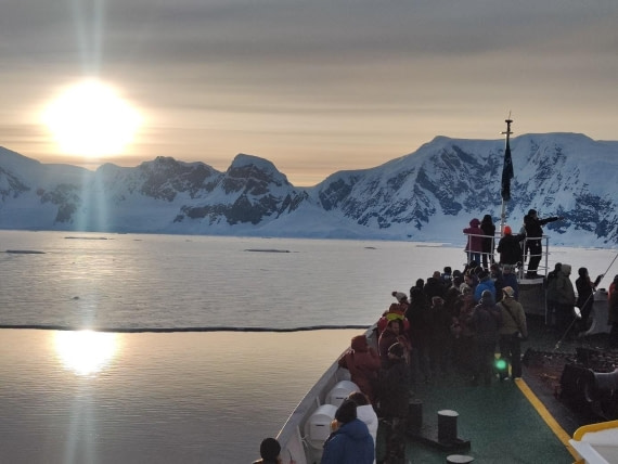 PLA24-24, Day 15, Guests on Plancius © Unknown photographer - Oceanwide Expeditions.jpg