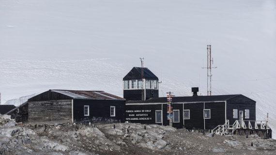 OTL26-25, Day 7, GV Station © Sara Jenner - Oceanwide Expeditions.jpg