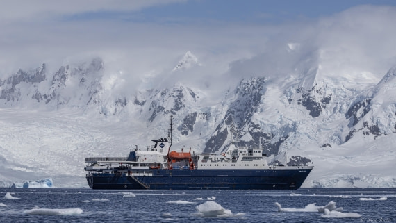 OTL26-25, Day 7, Ortelius 1 © Sara Jenner - Oceanwide Expeditions.jpg