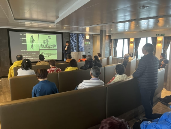 HDS27-25, Day 9, IMG_2833 © Unknown photographer - Oceanwide Expeditions.JPG