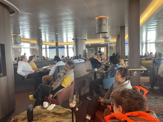 HDS27-25, Day 3, IMG_6857~photo © Unknown photographer - Oceanwide Expeditions.JPG