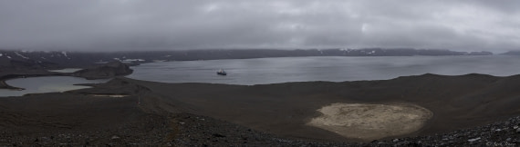 OTL29-25, Day 8, Telefon © Sara Jenner - Oceanwide Expeditions.jpg