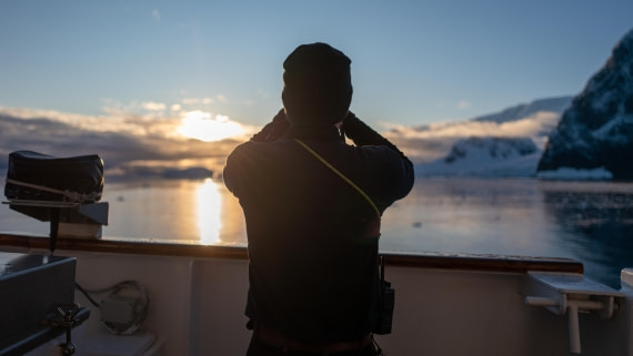 PLA28-25, Day 5, L1240632 © Unknown photographer - Oceanwide Expeditions.jpg