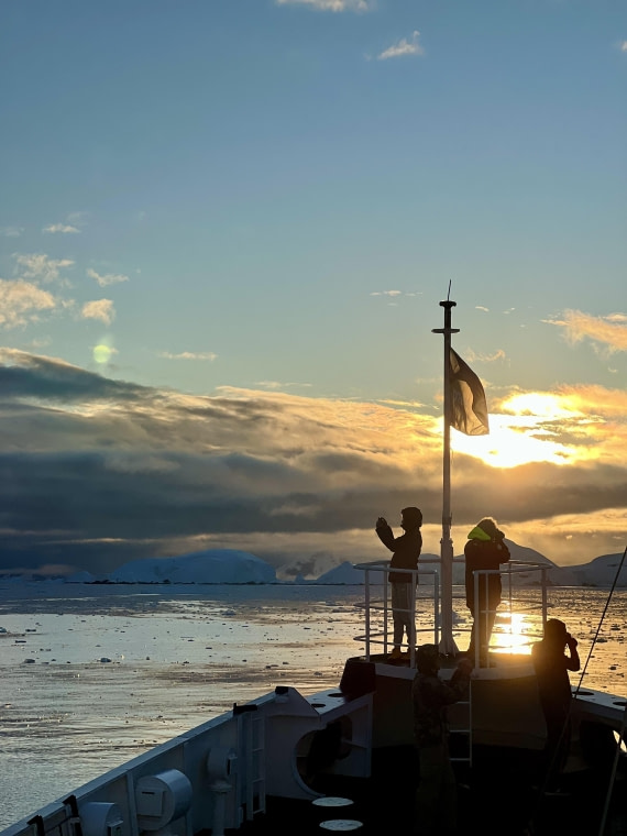 PLA28-25, Day 5, lemaire-elizabeth © Elizabeth Robinson - Oceanwide Expeditions.jpeg