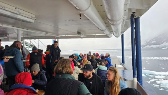 PLA29-25, Day 8, Picture27 © Unknown photographer - Oceanwide Expeditions.jpg