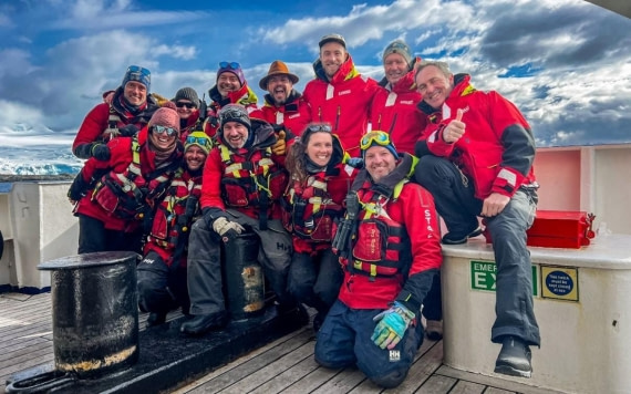 PLA30-25, Day 13, Team © Unknown photographer - Oceanwide Expeditions.jpg