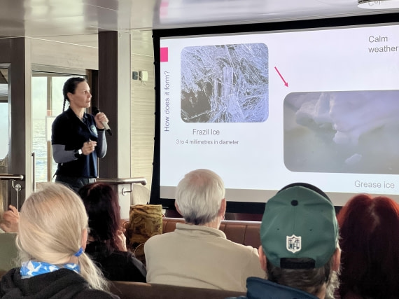 HDS29-25, Day 13, Aitana © Unknown photographer - Oceanwide Expeditions.jpg