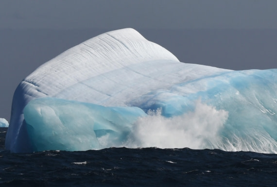 OTL30-25, Day 9, Waves © Unknown photographer - Oceanwide Expeditions.JPG