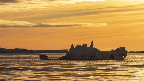 OTL30-25, Day 13, Sunset 1 © Sara Jenner - Oceanwide Expeditions.jpg