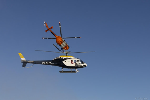 OTL30-25, Day 16, Two helicopters take too © Sara Jenner - Oceanwide Expeditions.jpg