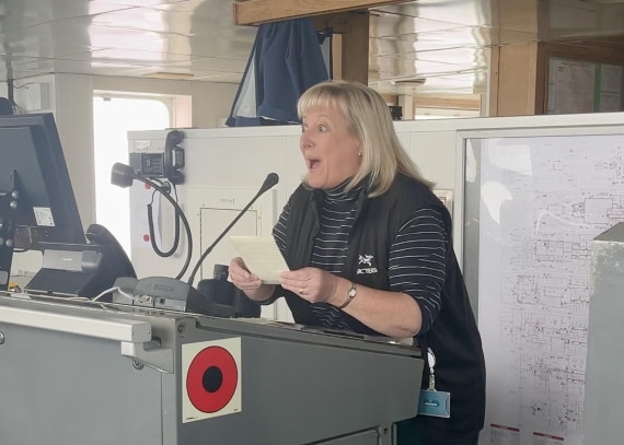 OTL30-25, Day 19, Caroline © Unknown photographer - Oceanwide Expeditions.jpg