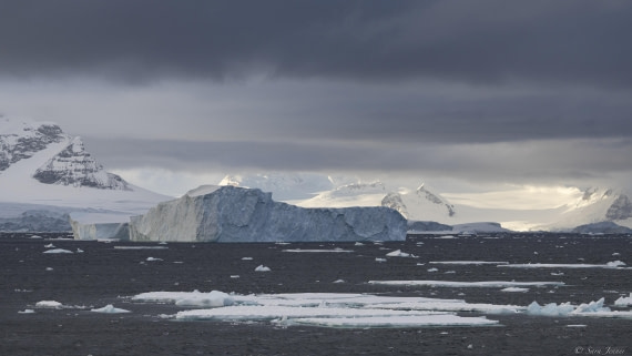 OTL32-25, Day 4, Landscape 1 © Sara Jenner - Oceanwide Expeditions.jpg