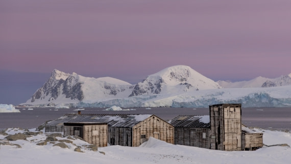 OTL32-25, Day 6, Stonigington sunrise 5 © Unknown photographer - Oceanwide Expeditions.jpg