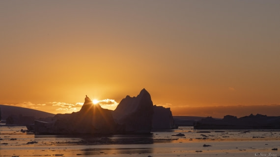 OTL32-25, Day 12, BBQ Sunset 1© Sara Jenner - Oceanwide Expeditions.jpg