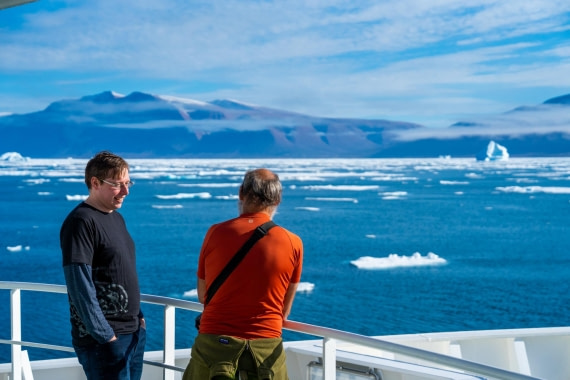 OEX-SP-GL-JM-SP_2022-118 © Geert Kroes - Oceanwide Expeditions.jpg